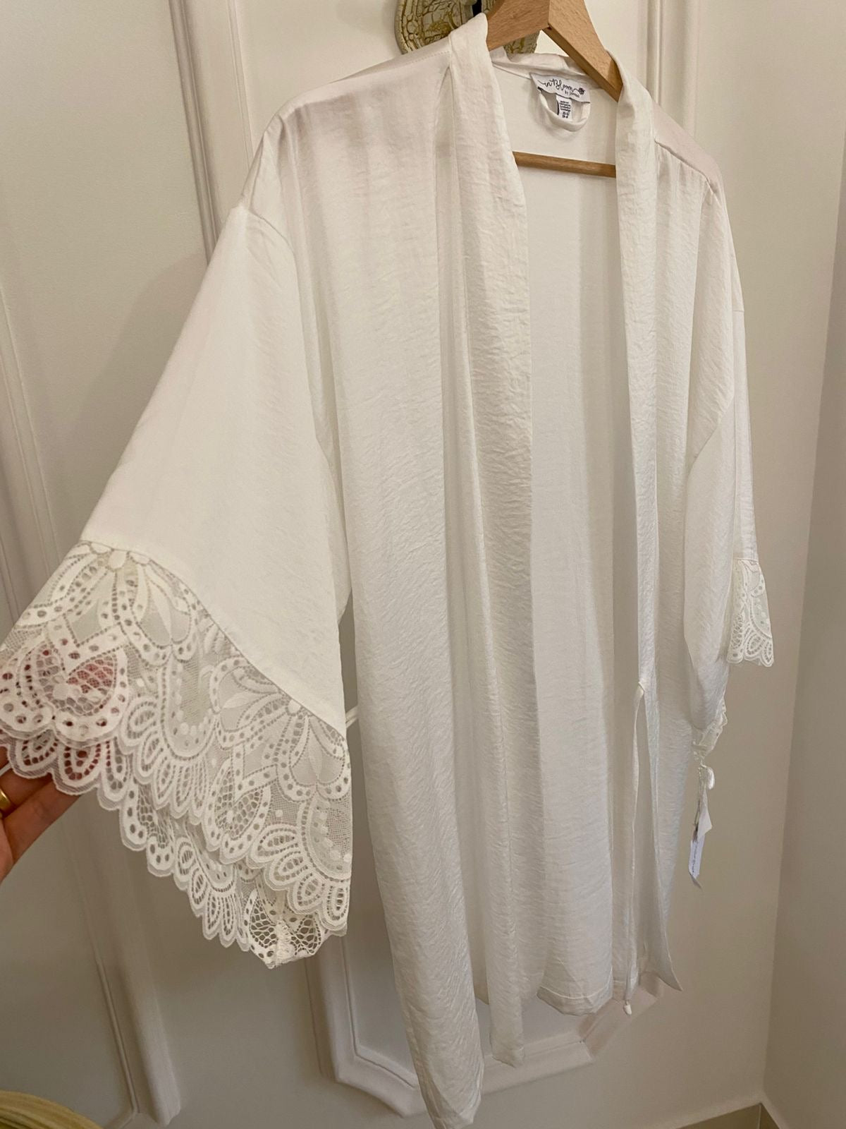 In Bloom by Jonquil White Matte Satin Robe