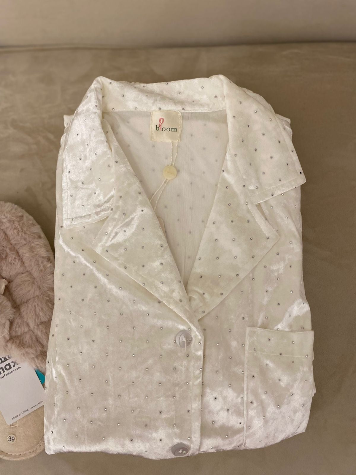 Bloom Lady White Studs Velvet Pajama