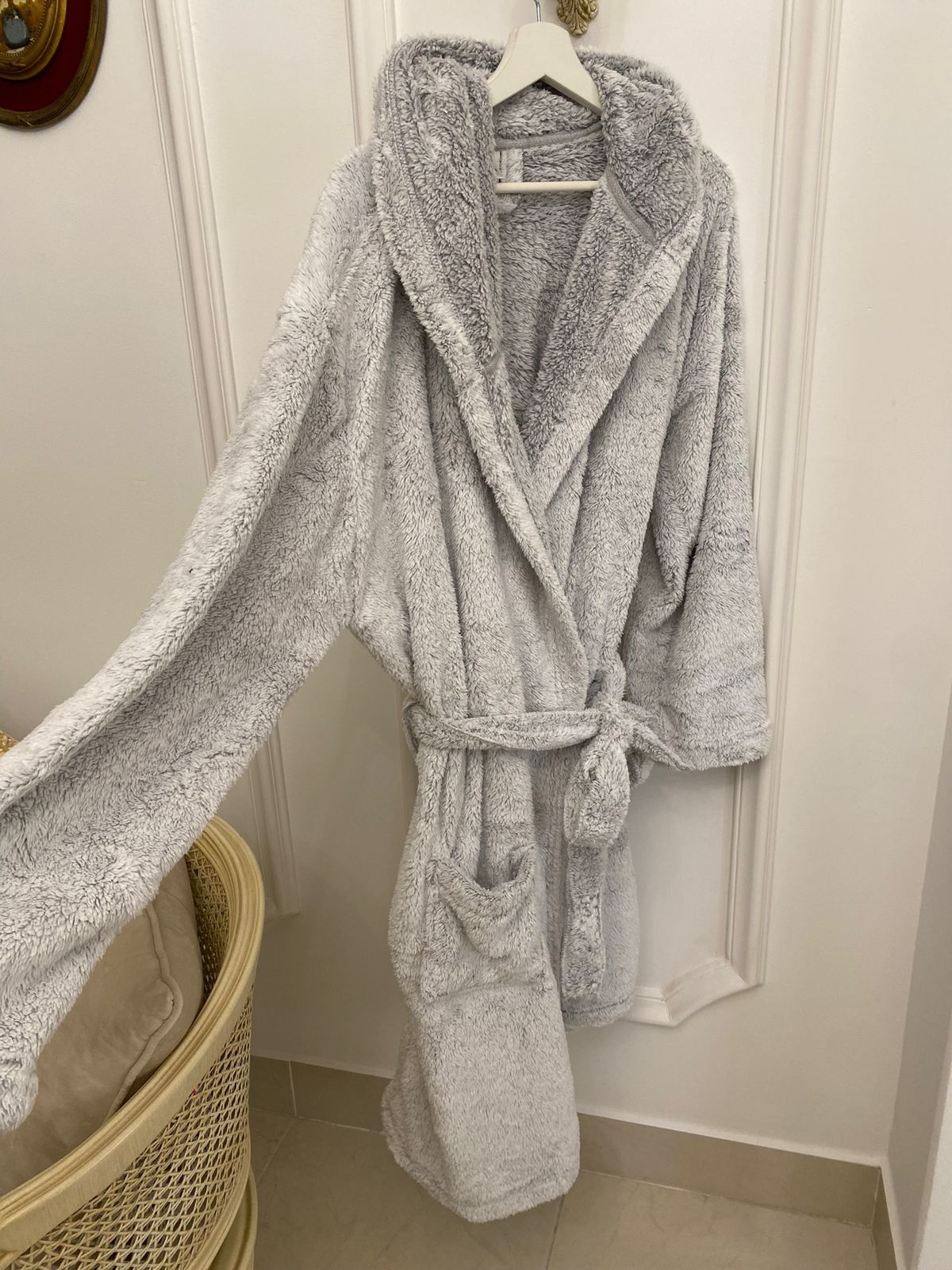 ADONNA Fluffy White/Grey Winter Robe