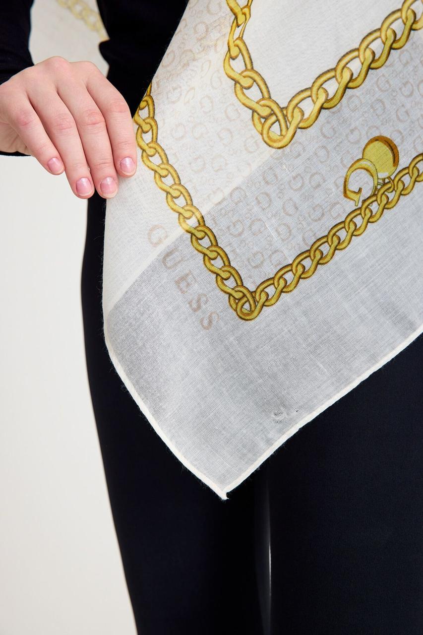 GUESS White Chain Scarf