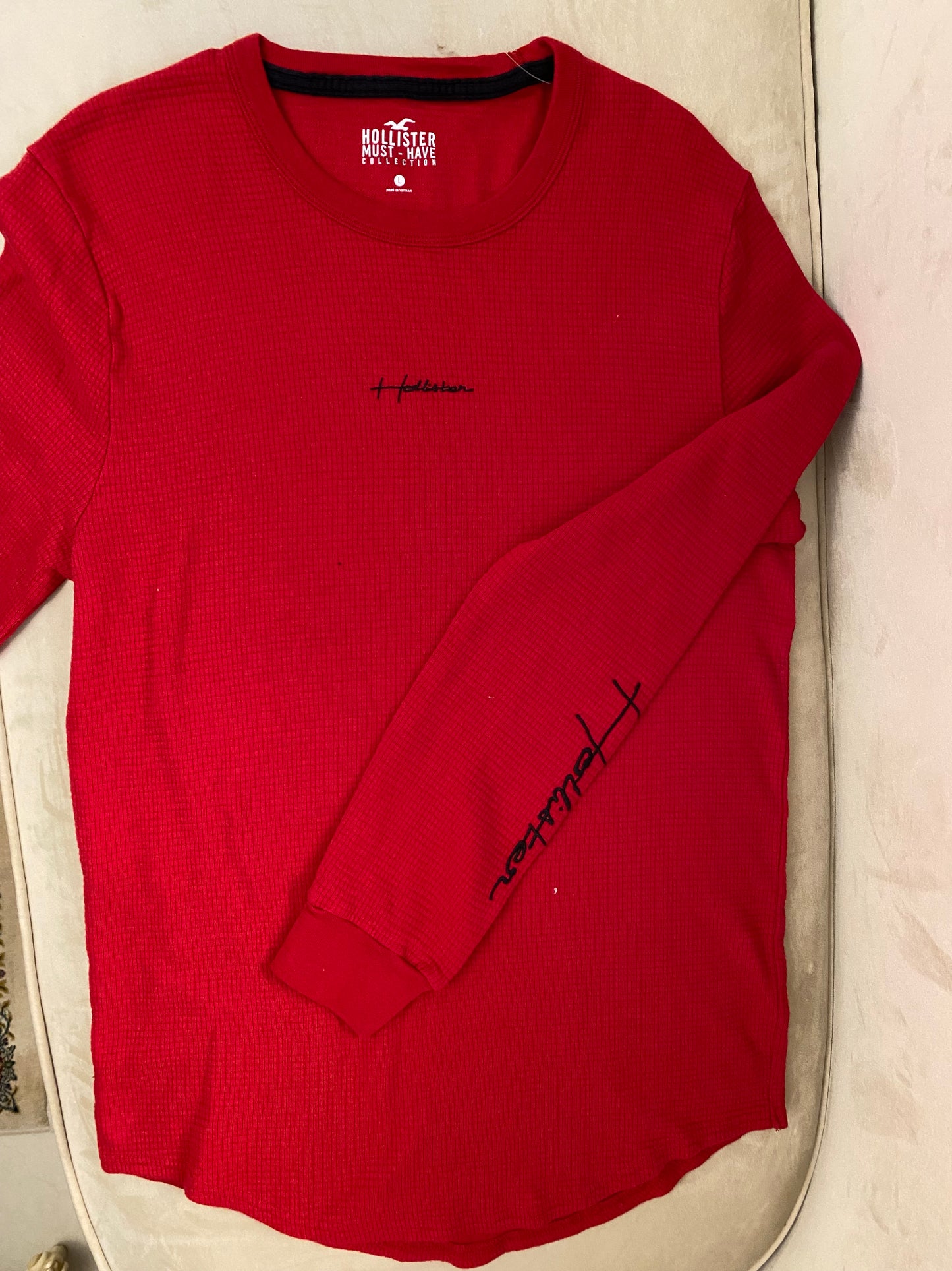 Red Hollister Long-Sleeve Thermal Crew T-Shirt