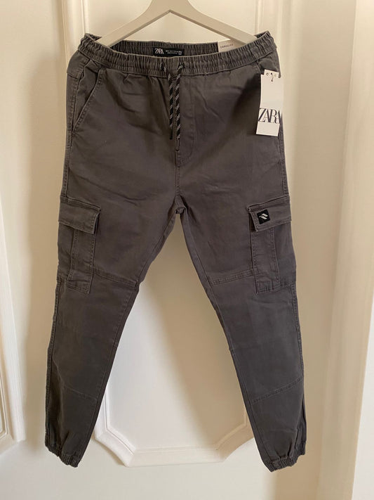 Zara Men Dark Grey Cargo Pants
